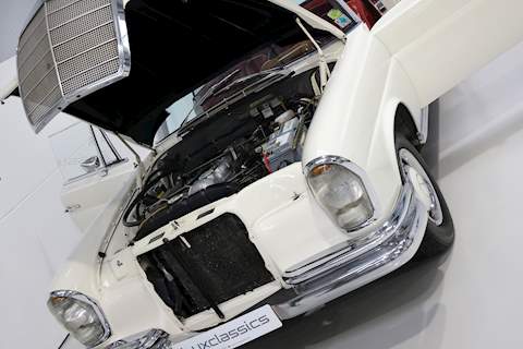 Mercedes Coupe 2.5 2dr Coupe Manual Petrol