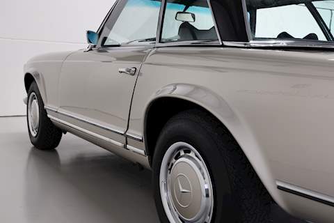 Mercedes-Benz Roadster 0.0 2dr Saloon Automatic Petrol