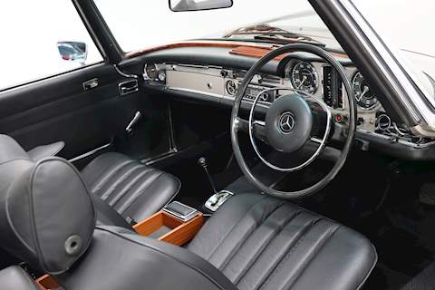 Mercedes-Benz Roadster 0.0 2dr Saloon Automatic Petrol