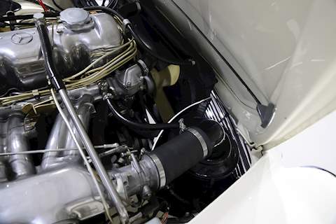 Mercedes-Benz Roadster 2.3 2dr Roadster Manual Petrol