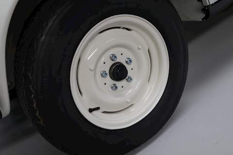 Mercedes 230 SL 2.3 2dr Roadster Manual Petrol