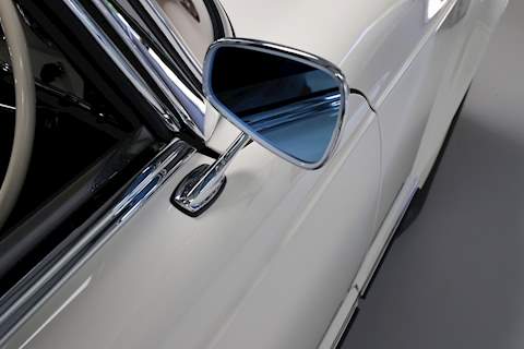 Mercedes 230 SL 2.3 2dr Roadster Manual Petrol