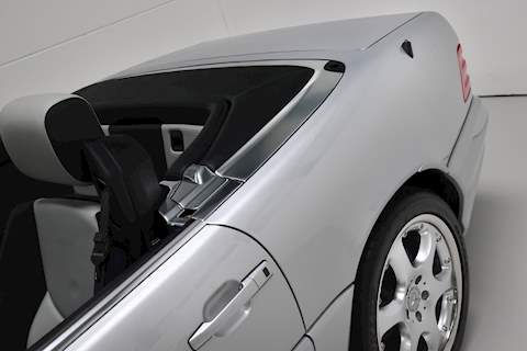 Mercedes-Benz 5.0 SL500 Convertible 2dr Petrol Automatic (340 g/km, 320 bhp)