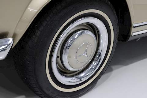 Mercedes 230SL 2.3 Convertible Petrol