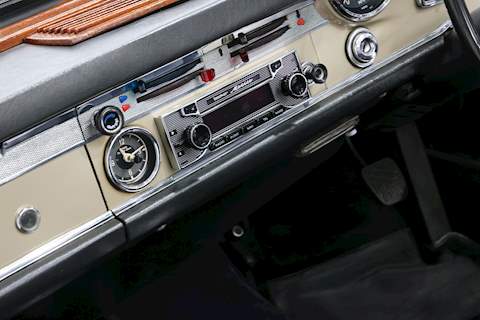 Mercedes 230SL 2.3 Convertible Petrol