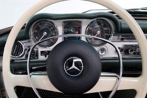 Mercedes-Benz 280SL Roadster W113 2.8 Roadster Automatic Petrol