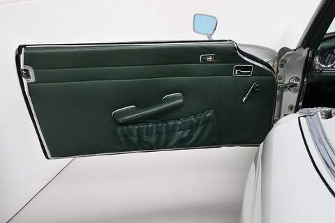 Mercedes-Benz 280SL Roadster W113 2.8 Roadster Automatic Petrol