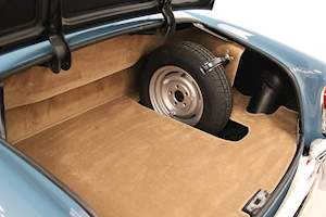 Mercedes-Benz Mercedes-Benz 220S Cabriolet Convertible 2200 Manual Petrol