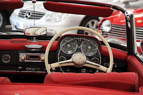 Mercedes-Benz 190SL Roadster 1900 Convertible Manual Petrol