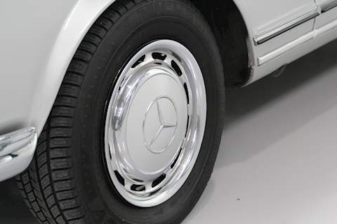 Mercedes 250SL W113 2.5 Convertible Automatic Petrol