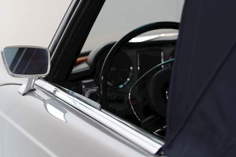 Mercedes 250SL W113 2.5 Convertible Automatic Petrol