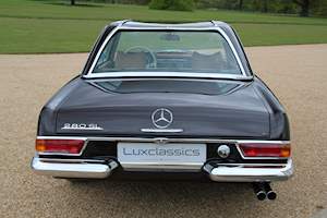 Mercedes-Benz Sports 2.8  Petrol