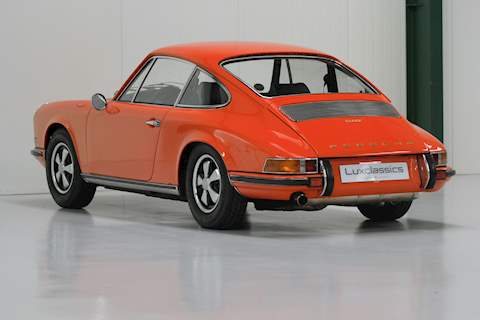 Porsche 911 T 2.0 Coupe Manual 5 Speed Petrol