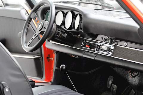 Porsche 911 T 2.0 Coupe Manual 5 Speed Petrol