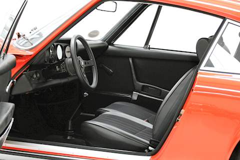 Porsche 911 T 2.0 Coupe Manual 5 Speed Petrol