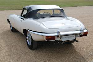 Jaguar E Type S2 Roadster 4.2 2dr Open Two Seater (OTS) Manual Petrol