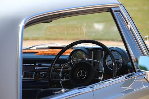 Mercedes 280 SE 3.5 Auto 3.5 Coupe Automatic Petrol