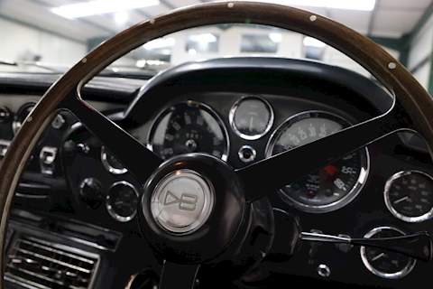 Aston Martin DB6 DB6 4.0 Saloon Petrol