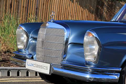 Mercedes-Benz 250SE W111 2.5 2dr Cabriolet Automatic Petrol