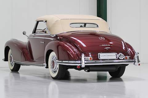 Mercedes-Benz 300S W188 Cabriolet A 3.0 Manual Petrol
