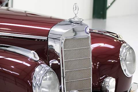 Mercedes-Benz 300S W188 Cabriolet A 3.0 Manual Petrol