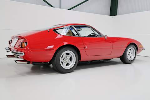Ferrari 365 GTB/4  Dyatona Sports 4.4 Manual Petrol