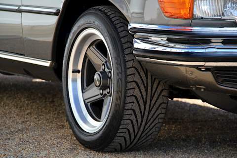 Mercedes-Benz 450SEL 6.9 Saloon Saloon 6.9 Automatic  Petrol