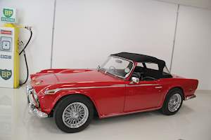 Triumph TR5 Roadster Convertible 2.5 Manual Petrol