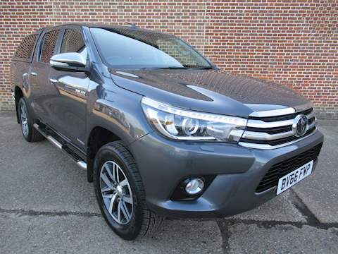 Hilux Invincible 4Wd D-4D Dcb 2.4 4dr Light 4X4 Utility Manual Diesel