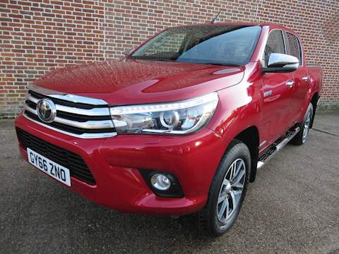 Hilux Invincible 4Wd D-4D Dcb 2.4 4dr Light 4X4 Utility Manual Diesel