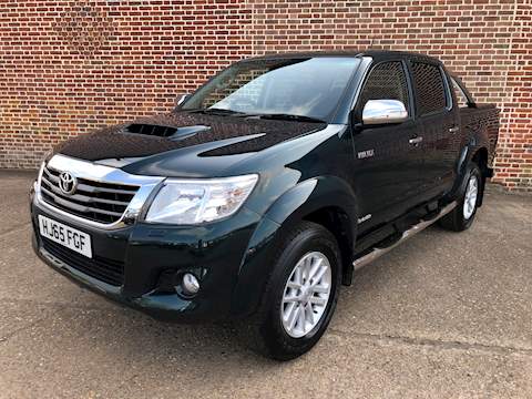 Hilux Invincible 4X4 D-4D Dcb Light 4X4 Utility 3.0 Automatic Diesel