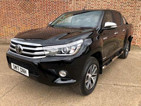 2.4 D-4D Invincible Double Cab Pickup 4dr Diesel Manual 4WD EU6 (TSS, 3.5t) (150 ps)