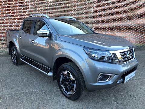 2.3 dCi Tekna Double Cab Pickup 4dr Diesel Manual 4WD (s/s) (Sunroof) (190 ps)