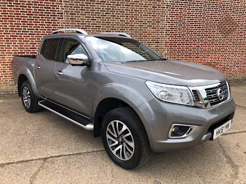 2.3 dCi Tekna Double Cab Pickup 4dr Diesel Manual 4WD (s/s) (Sunroof) (190 ps)