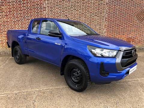 2.4 D-4D Active Extra Cab Pickup 4dr Diesel Manual 4WD EU6 (s/s) (150 ps)