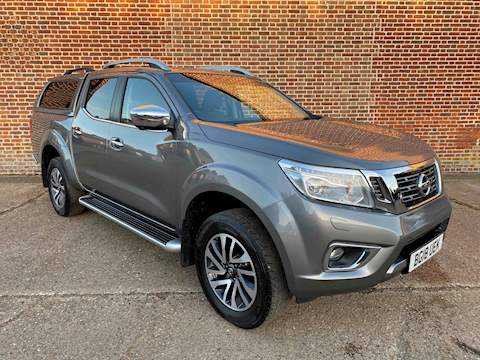 2.3 dCi Tekna Double Cab Pickup 4dr Diesel Manual 4WD (s/s) (190 ps)
