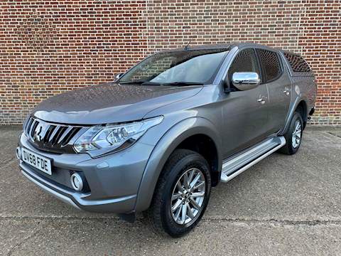 2.4 DI-D DC Barbarian Pickup 4dr Diesel Auto 4WD (178 bhp)