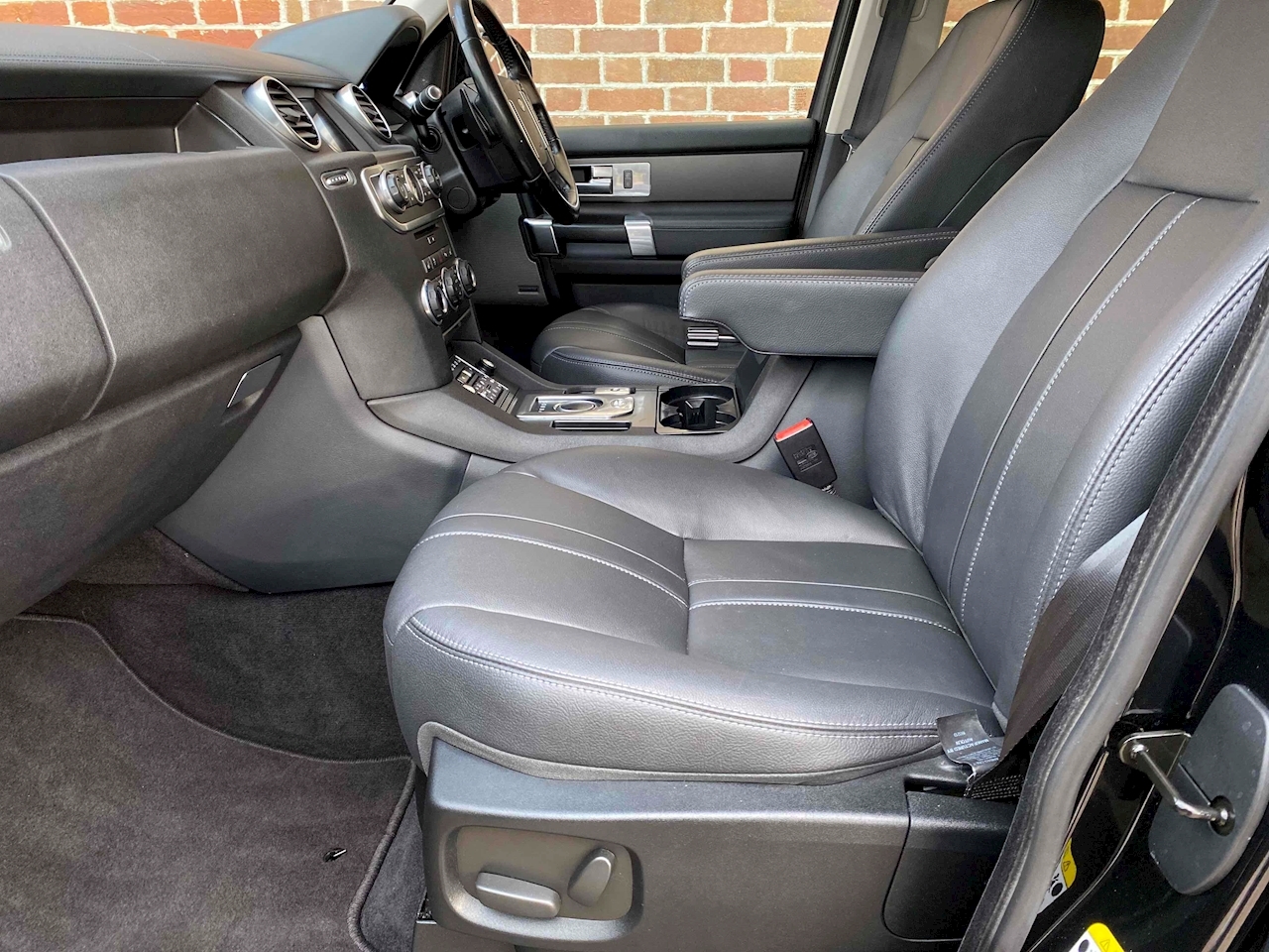 Discovery 3 leather seats for clearance sale