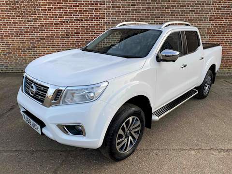 2.3 dCi Tekna Double Cab Pickup 4dr Diesel Manual 4WD (s/s) (Sunroof) (190 ps)
