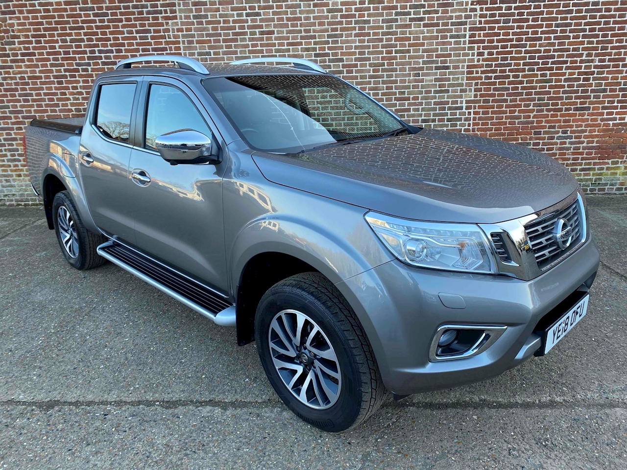 2.3 dCi Tekna Double Cab Pickup 4dr Diesel Manual 4WD (s/s) (190 ps)