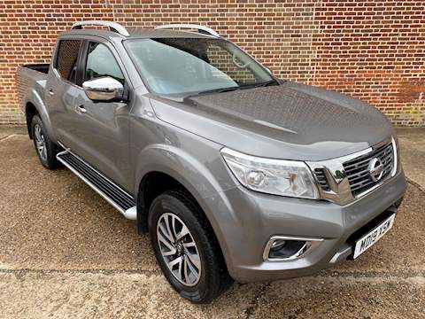 2.3 dCi Tekna Double Cab Pickup 4dr Diesel Manual 4WD Euro 6 (s/s) (Sunroof) (190 ps)