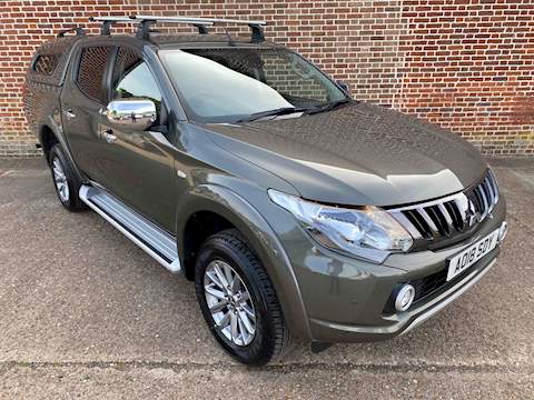 2.4 DI-D DC Titan Pickup 4dr Diesel Manual 4WD Euro 6 (178 ps)