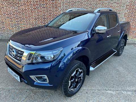 2.3 dCi Tekna Double Cab Pickup 4dr Diesel Manual 4WD Euro 6 (s/s) (Sunroof) (190 ps)