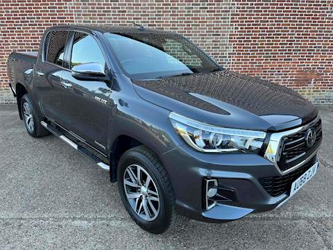 Invicible X 4Wd D-4D Dcb 2.4 4dr Pick Up Automatic Diesel