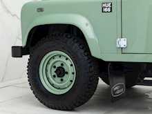 Land Rover Defender 110 Heritage Station Wagon - Thumb 23