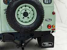 Land Rover Defender 110 Heritage Station Wagon - Thumb 22