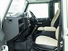 Land Rover Defender 110 Heritage Station Wagon - Thumb 14