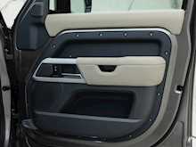 Land Rover Defender 110 XS Edition P400 - Thumb 22