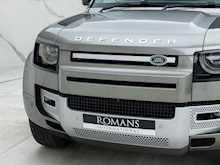 Land Rover Defender 110 XS Edition P400 - Thumb 24