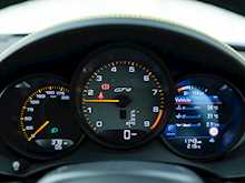 Porsche 718 Cayman GT4 - Thumb 13
